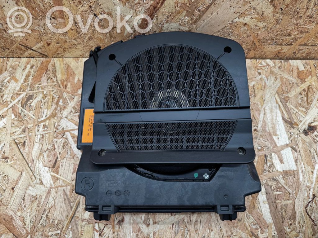 BMW 5 F10 F11 Subwoofer 