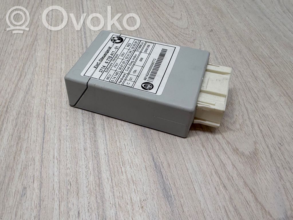 BMW 5 E60 E61 Air suspension control unit module (rear) 