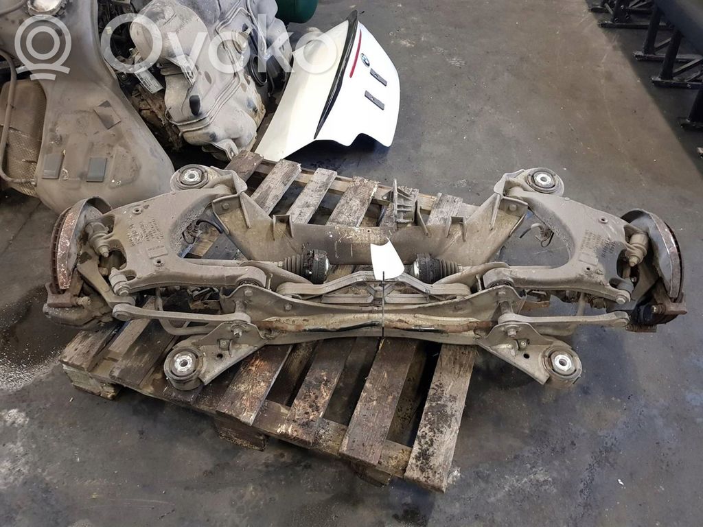 Audi A8 S8 D3 4E Galinis tiltas 