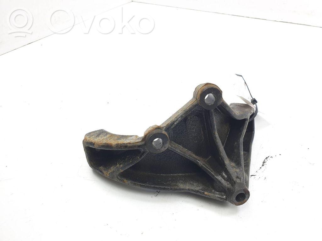 Ford Transit VII Engine mounting bracket 