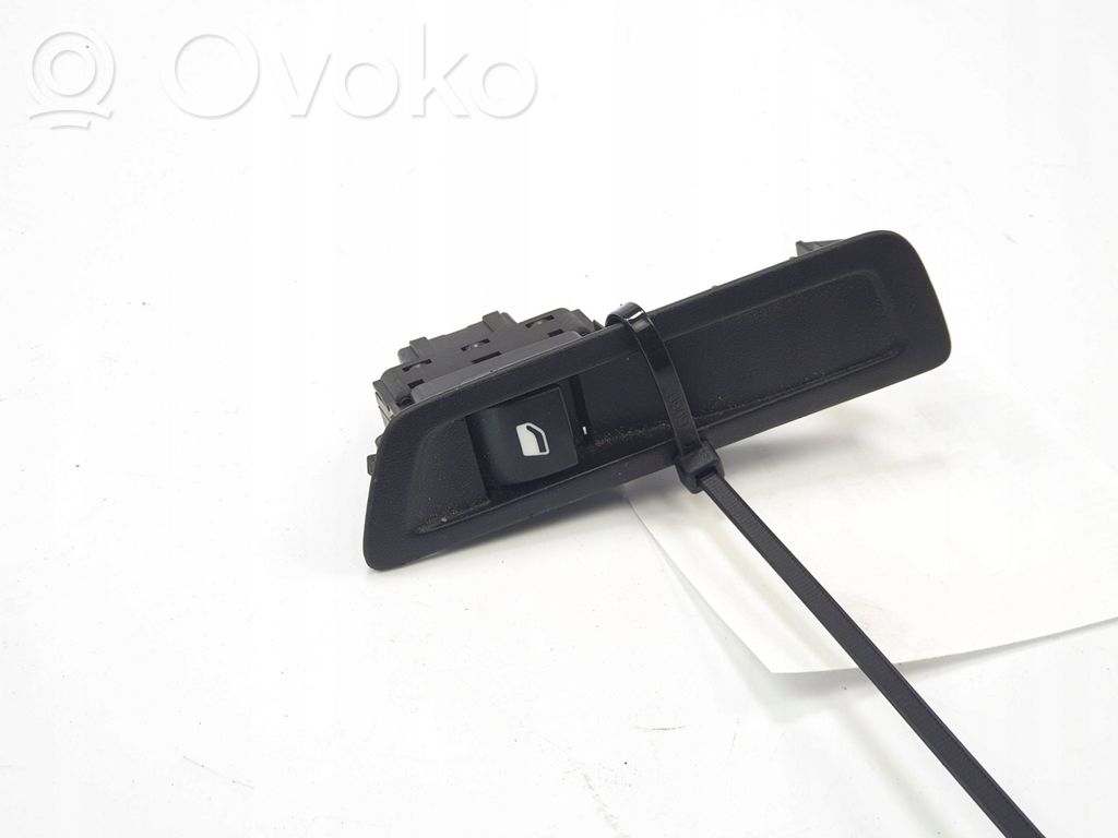Peugeot 301 Electric window control switch 
