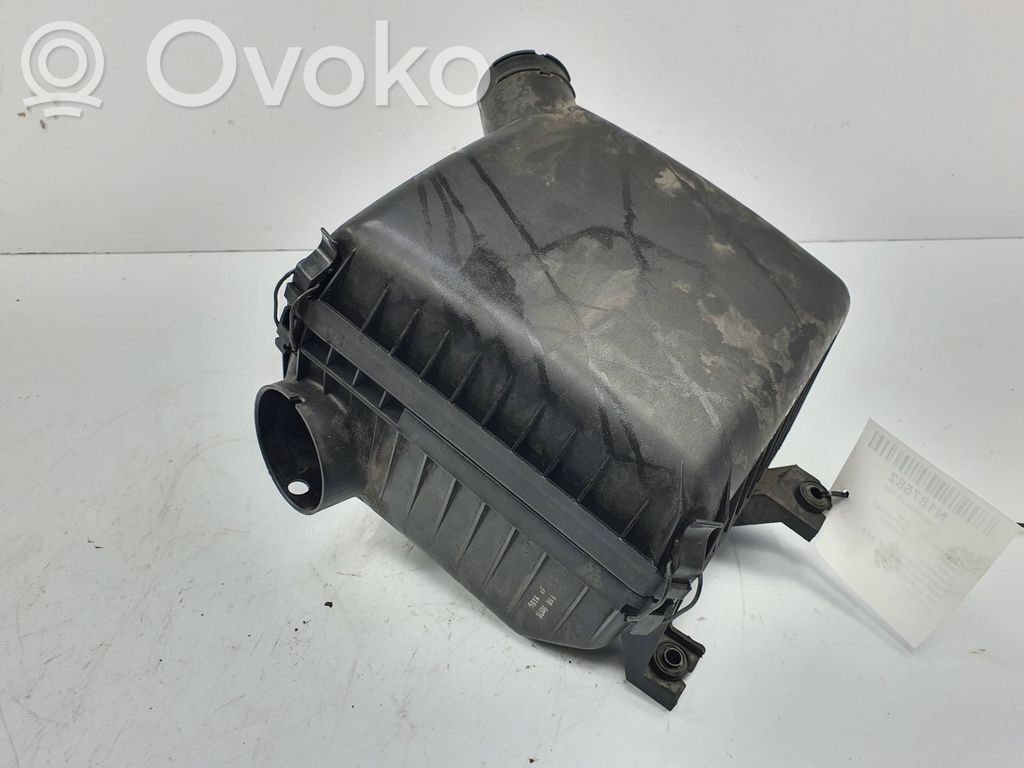 Air filter box