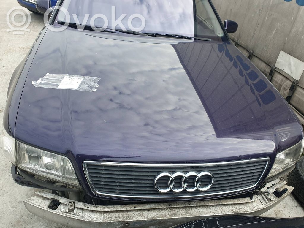 Audi A8 S8 D2 4D Dangtis variklio (kapotas) 