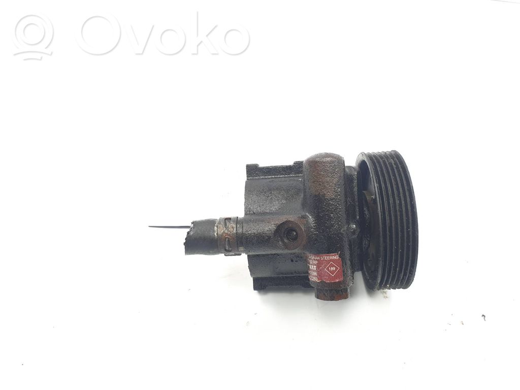 Renault Laguna II Power steering pump 