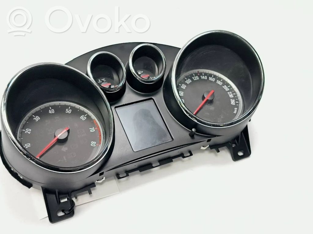 Opel Astra J Speedometer (instrument cluster) 