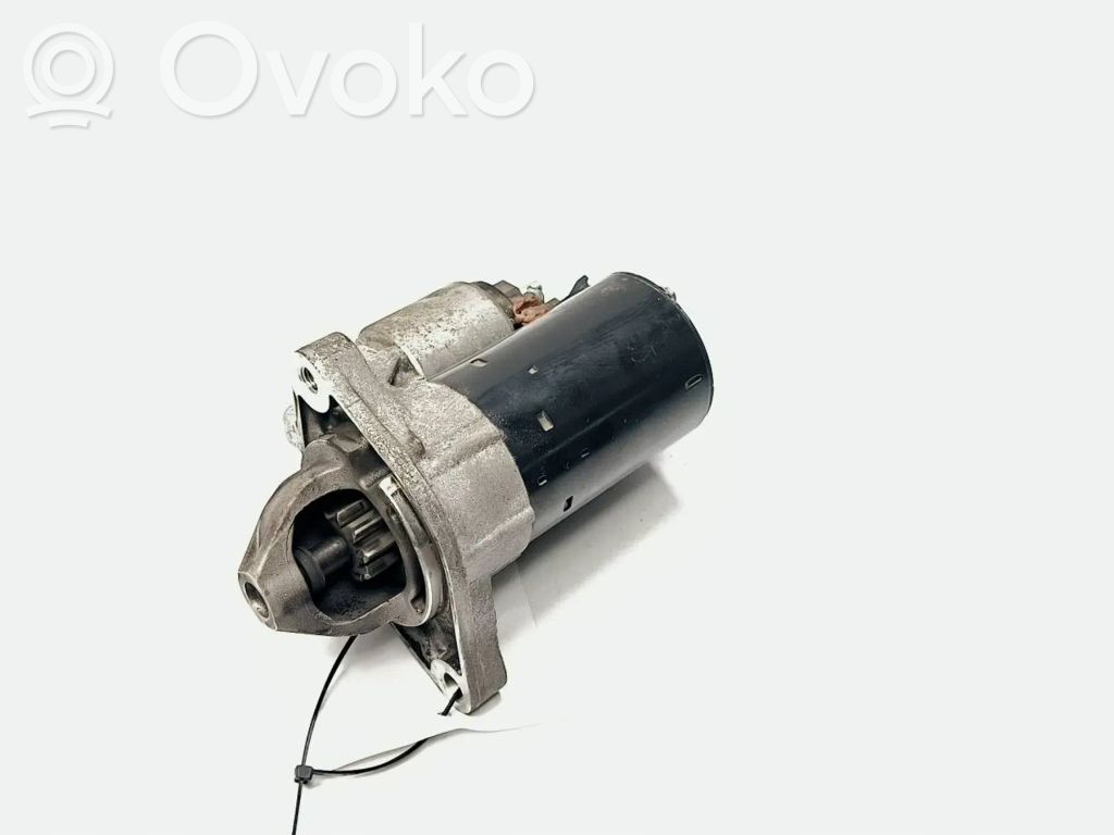Toyota Auris E180 Стартер 