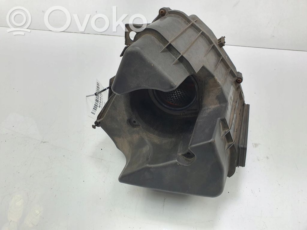 Audi A8 S8 D3 4E Air filter box 