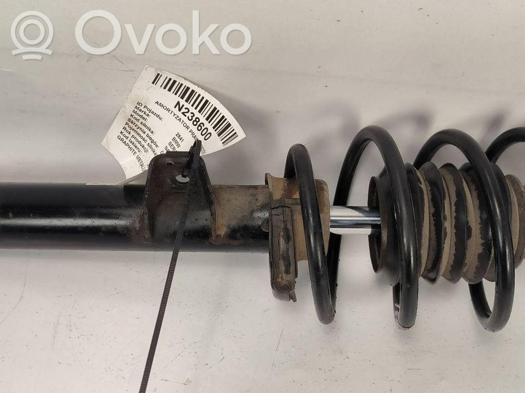 BMW 1 E81 E87 Priekšpusē amortizators 