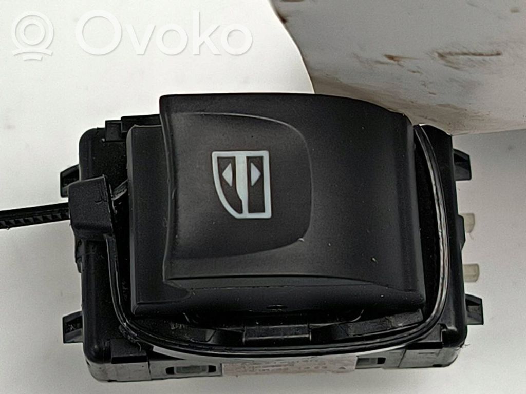 Renault Trafic III (X82) Other switches/knobs/shifts 
