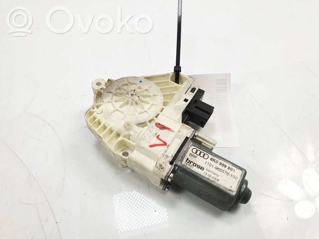 Audi A4 S4 B8 8K Front door window regulator motor 