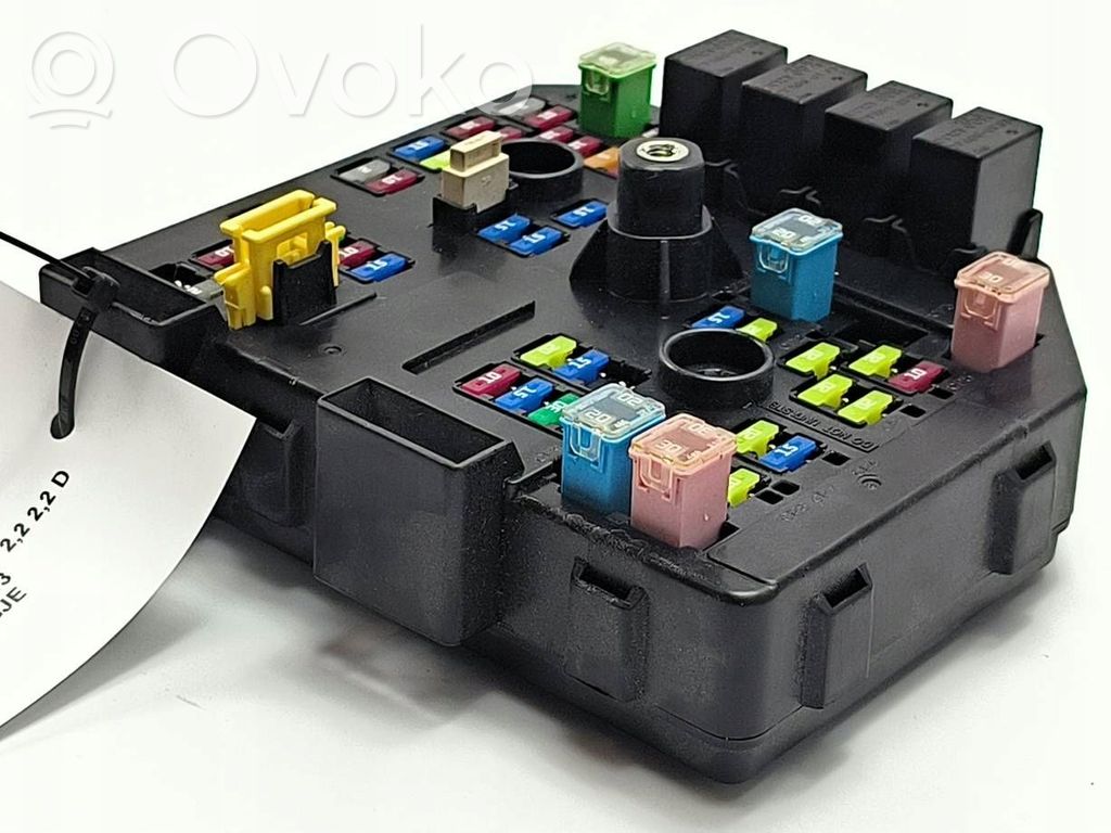 Chevrolet Captiva Releen moduulikiinnike 