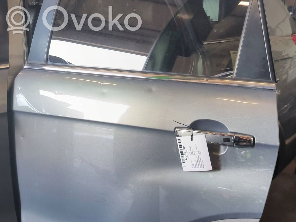 Chevrolet Captiva Rear door 