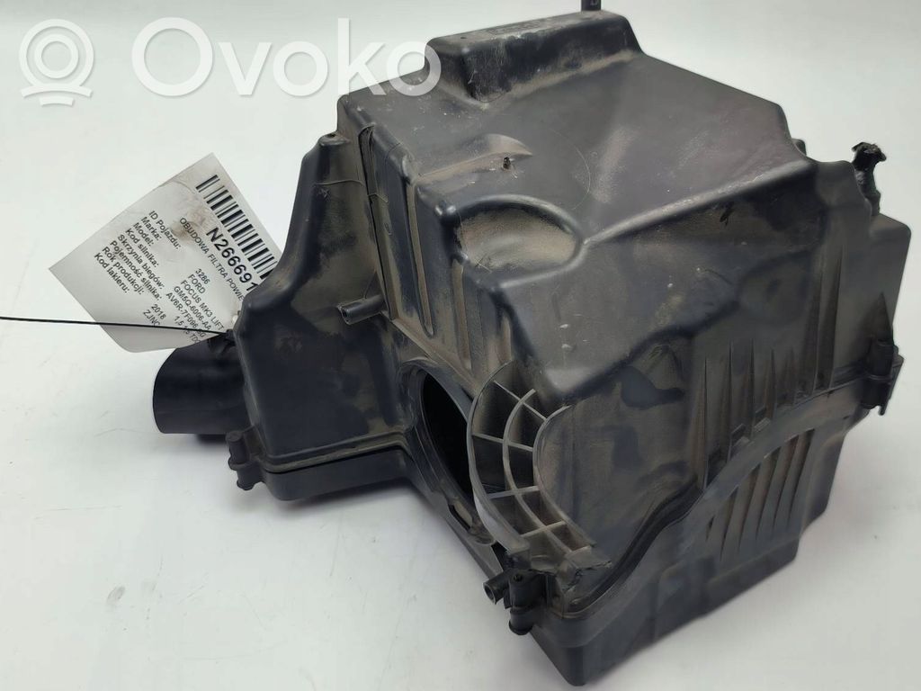 Ford Focus Air filter box cover 