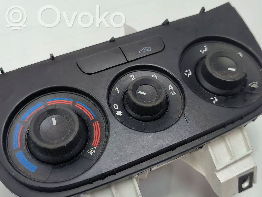 Opel Combo D Climate control/heater control trim 