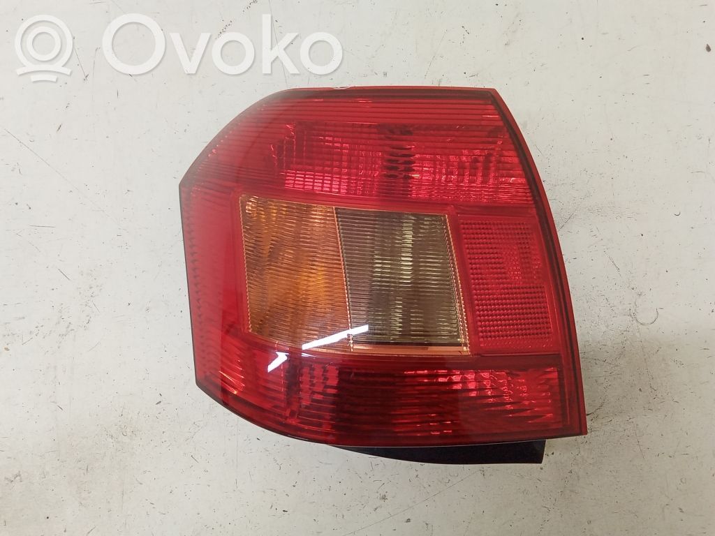 Toyota Corolla E120 E130 Rear/tail lights 
