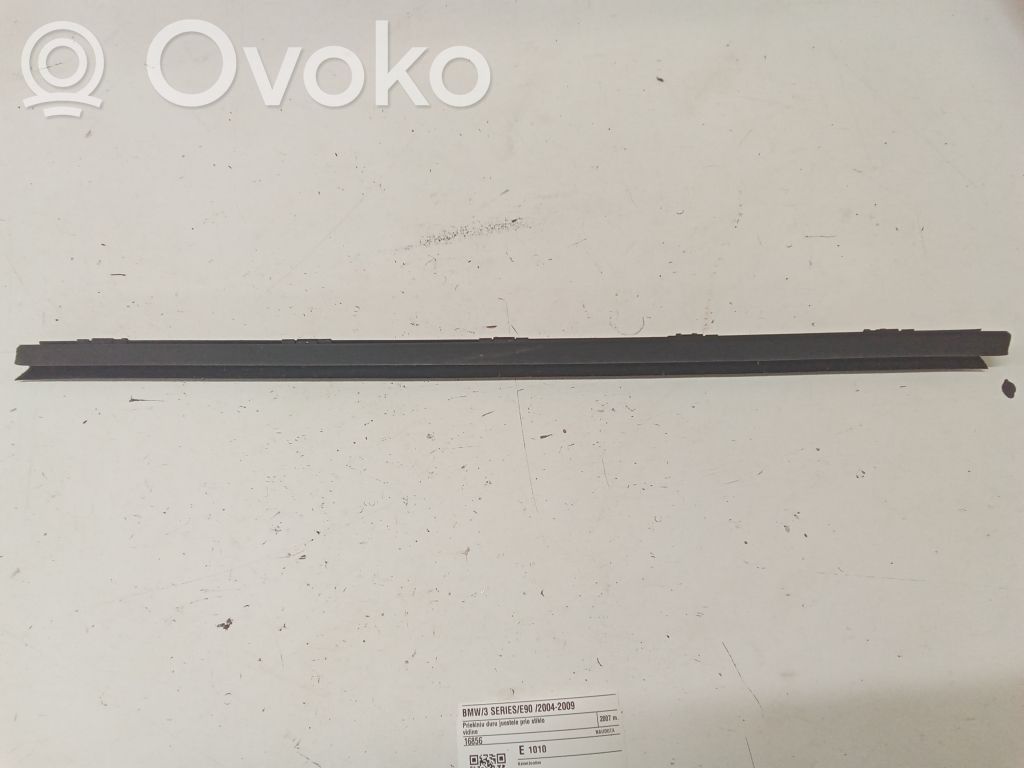 Front door trim bar   16856