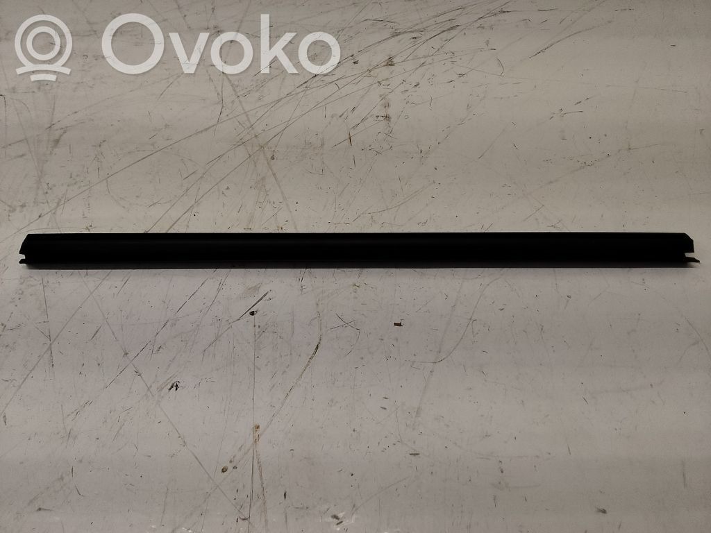 Volvo XC90 Rear door card trim 
