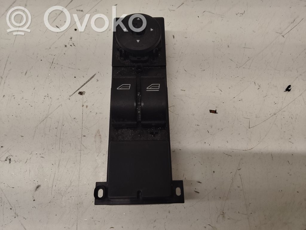 Ford Focus C-MAX Electric window control switch 