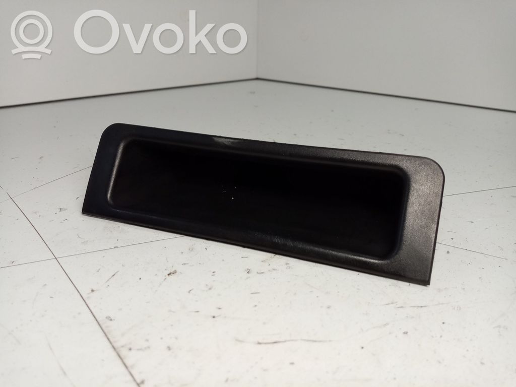 BMW 5 E39 Daiktadėžė centrinės konsolės 