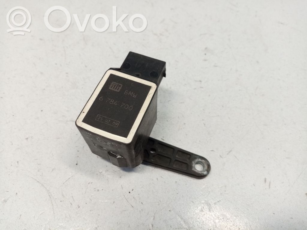 Headlight/headlamp level sensor   6784700
