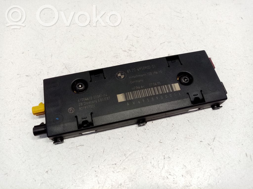 BMW 1 E81 E87 Antenos stiprintuvas 