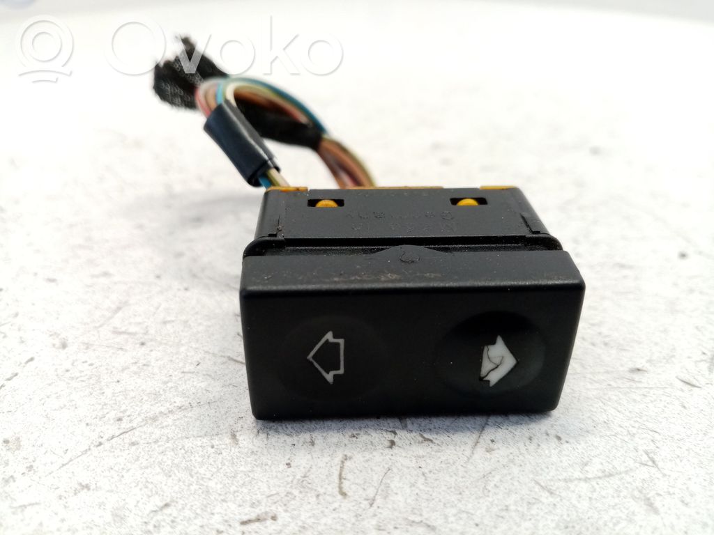 BMW 3 E36 Electric window control switch 