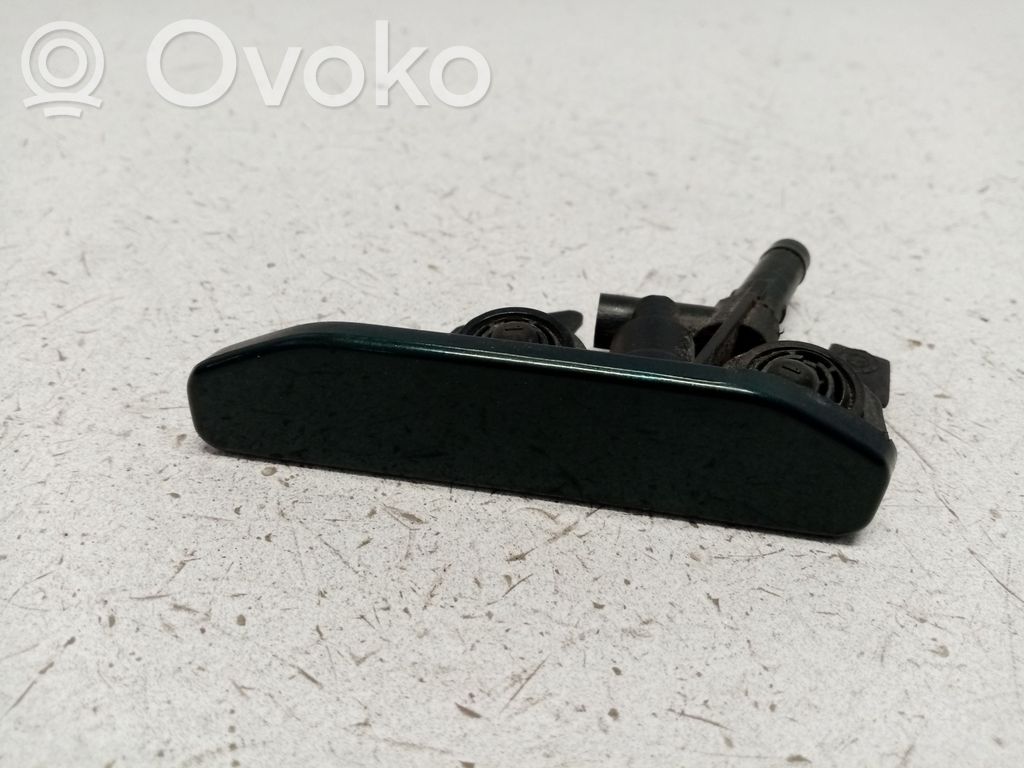 BMW 3 E46 Headlight washer spray nozzle 