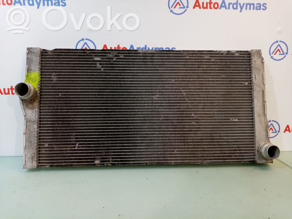 BMW 5 F10 F11 Aušinimo skysčio radiatorius 