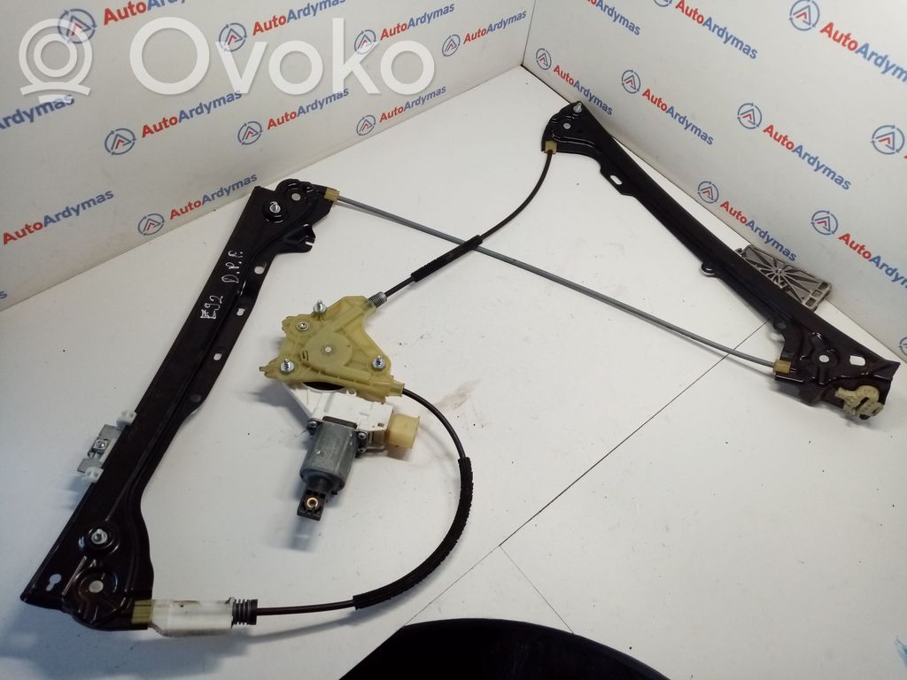 BMW 3 E92 E93 Front door window regulator with motor 