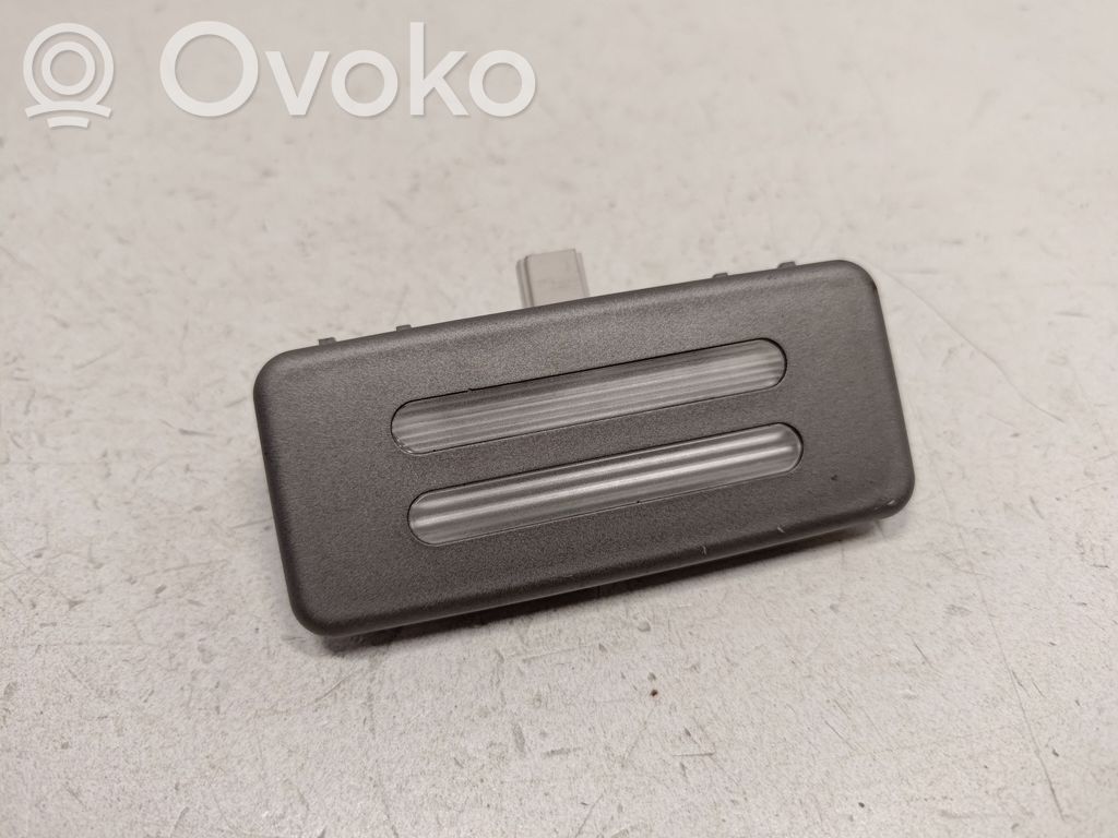 BMW 7 E65 E66 Innenraumbeleuchtung vorne 