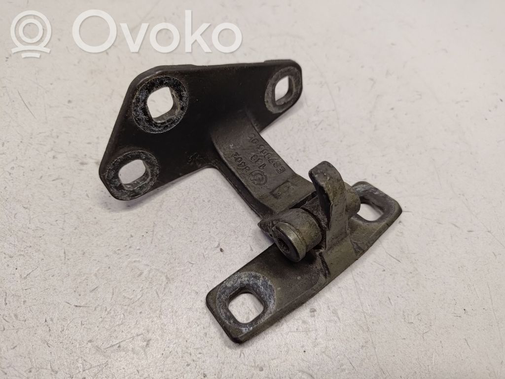 BMW X5 E53 Tailgate hinge 