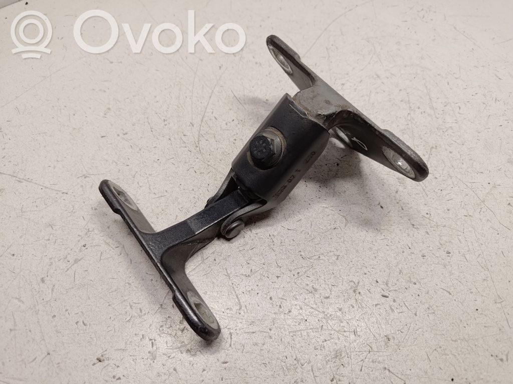 Tailgate hinge   41627170918