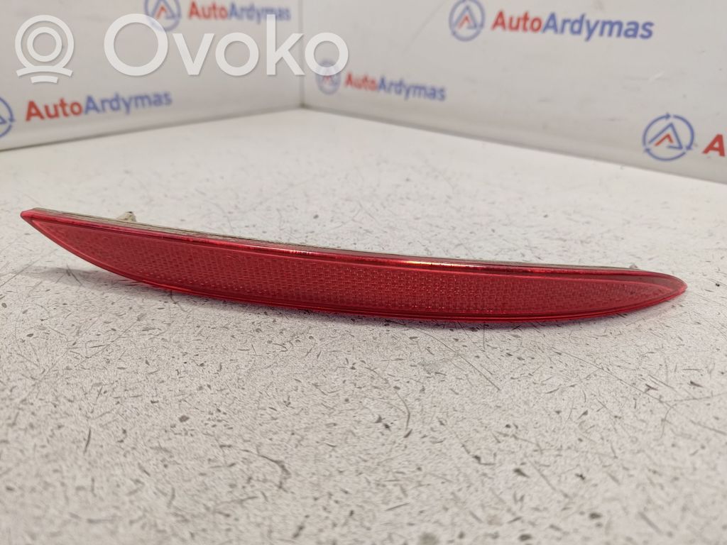 Rear tail light reflector   7183914,63147183914