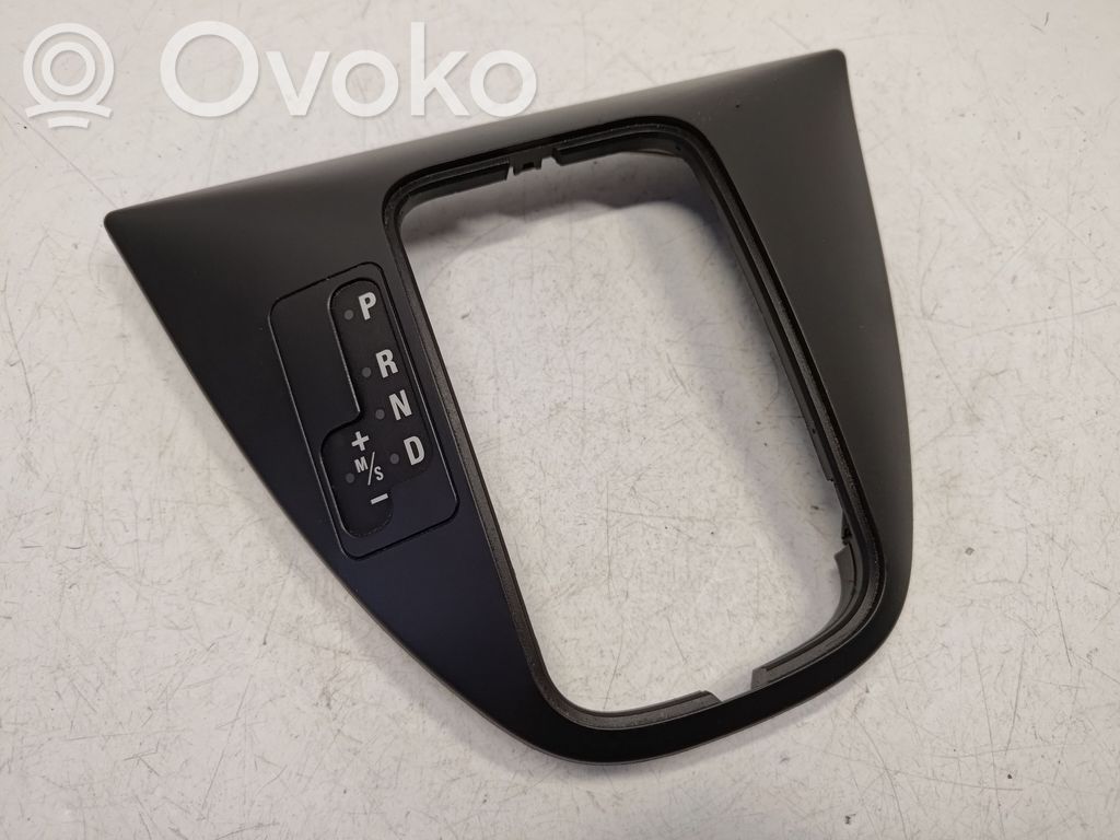 BMW X5 E53 Gear shifter surround trim plastic 