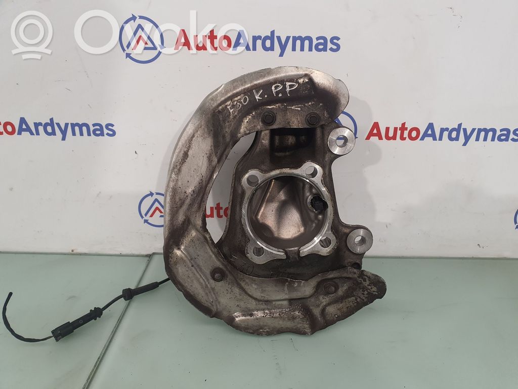 BMW 3 F30 F35 F31 Front wheel hub spindle knuckle 