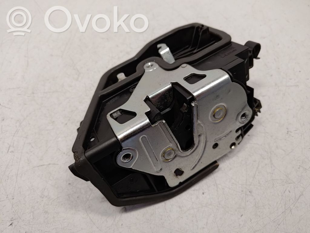 BMW X5 E70 Zamek drzwi przednich 
