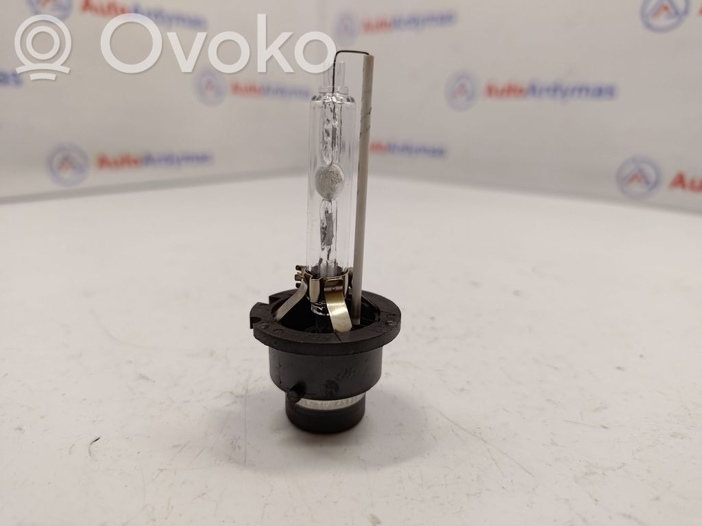 BMW 5 E60 E61 Xenon-polttimo 