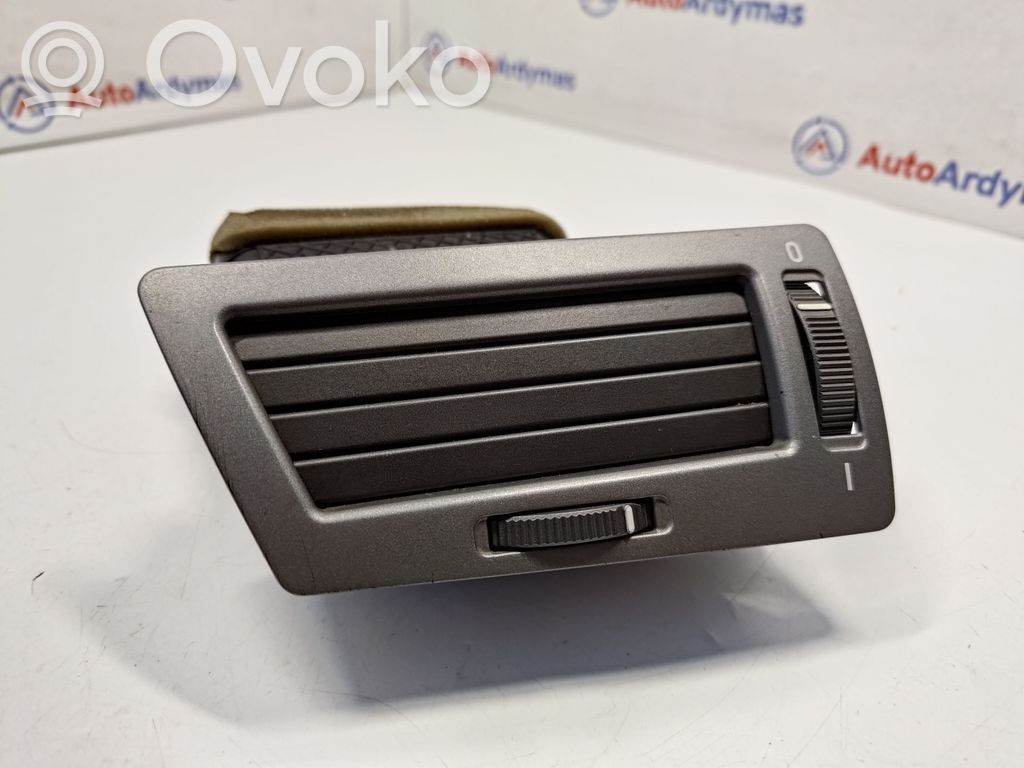 BMW 7 E65 E66 Boczna kratka nawiewu deski rozdzielczej 