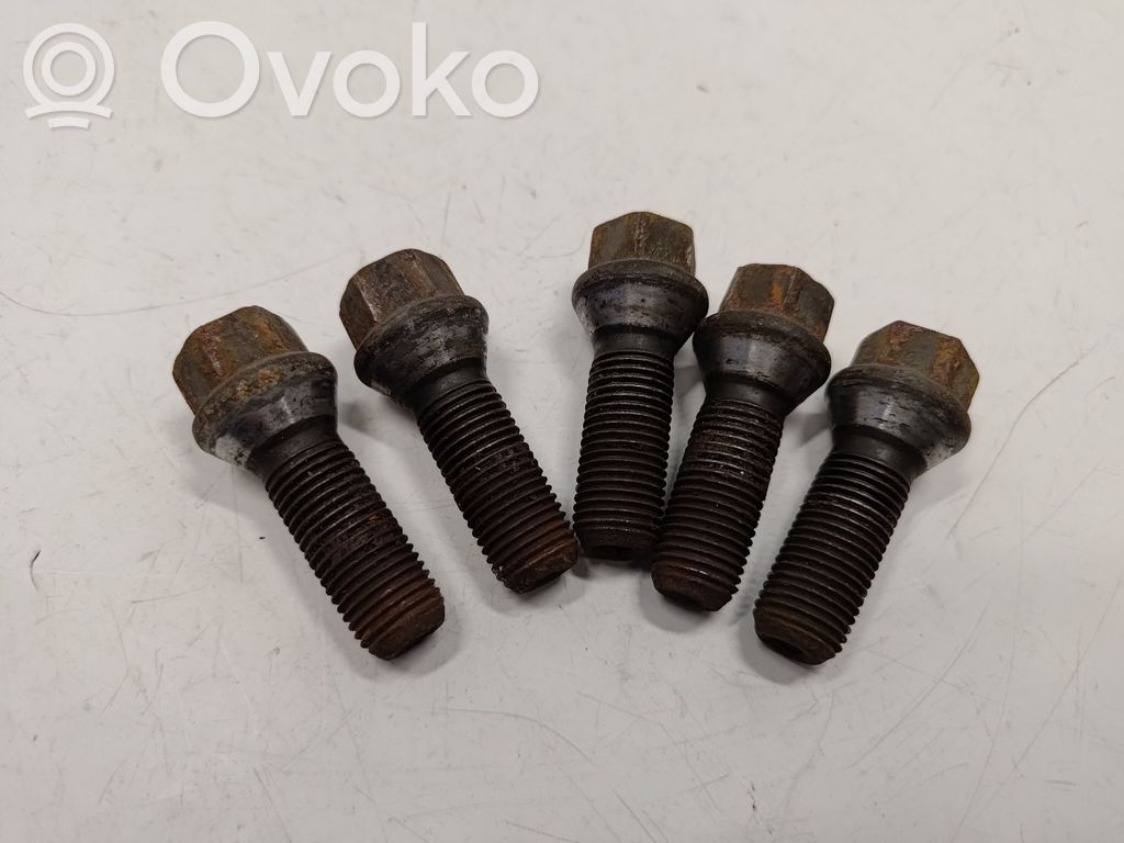 BMW 7 E65 E66 Tuercas/tornillos 