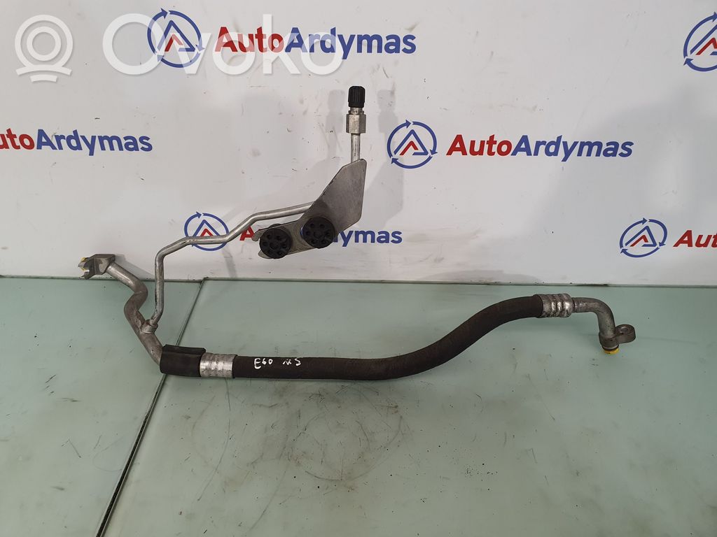 BMW M5 Ilmastointilaitteen putki (A/C) 