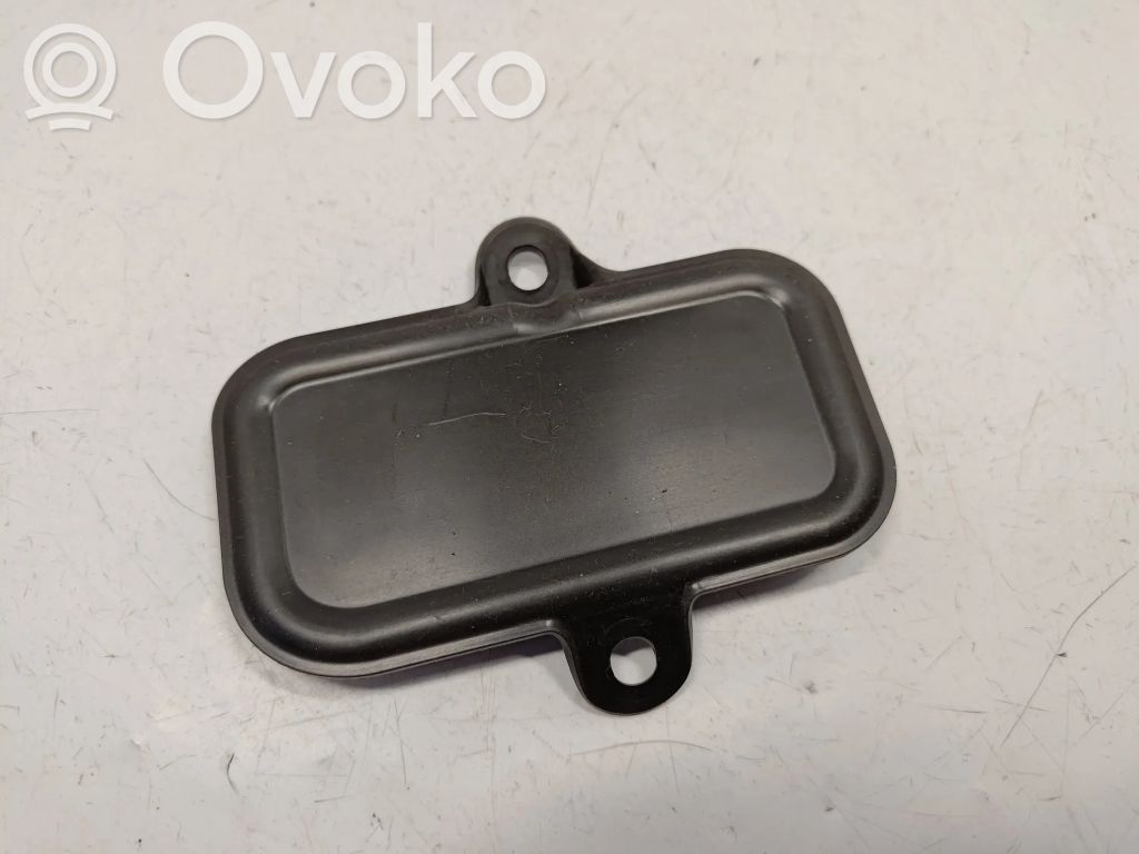 BMW 5 E60 E61 Sivujäähdyttimen tuen suojapaneeli 