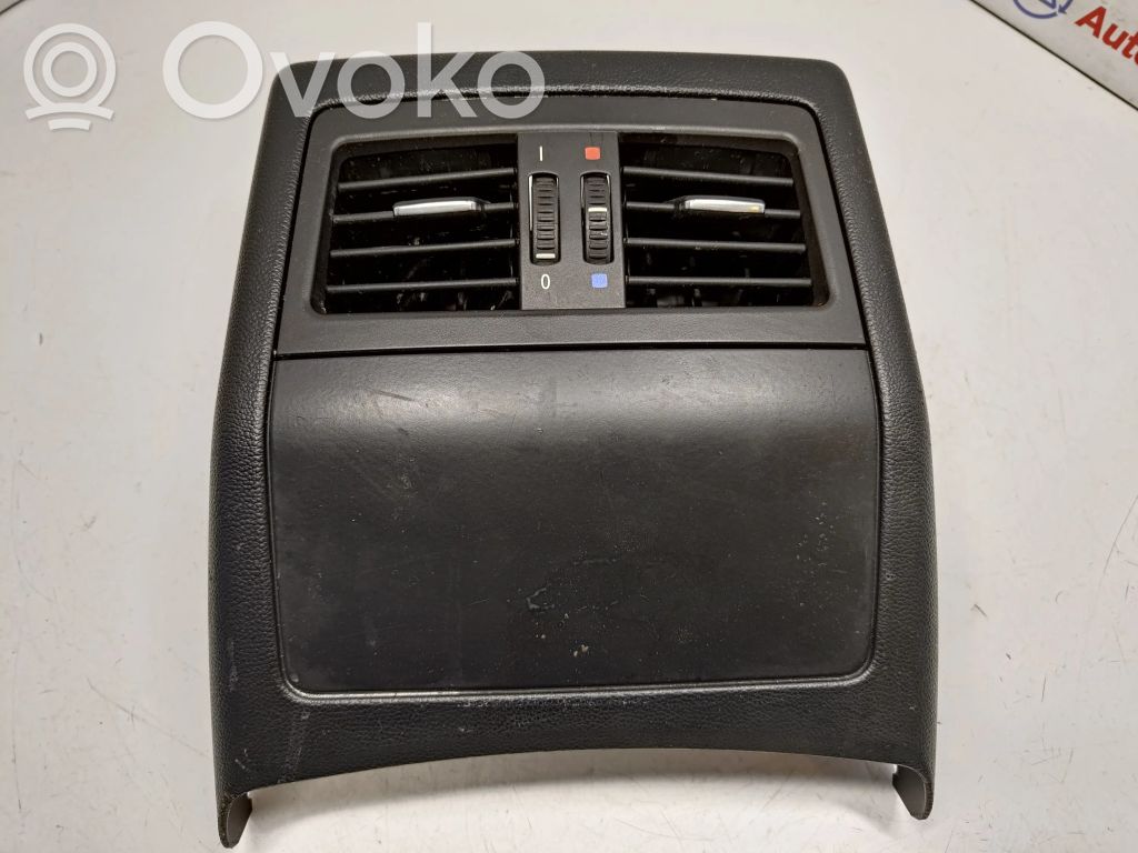 BMW 3 E90 E91 Rear air vent grill 