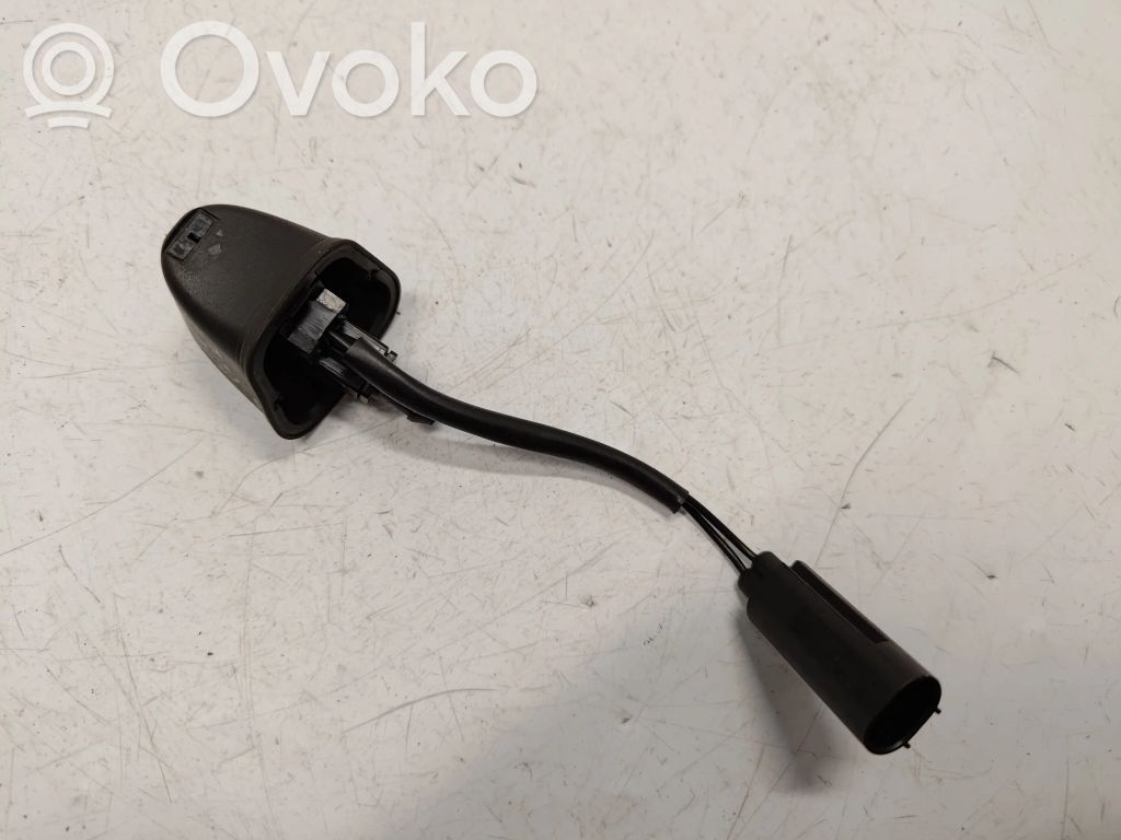 BMW 3 E90 E91 Windshield washer spray nozzle 