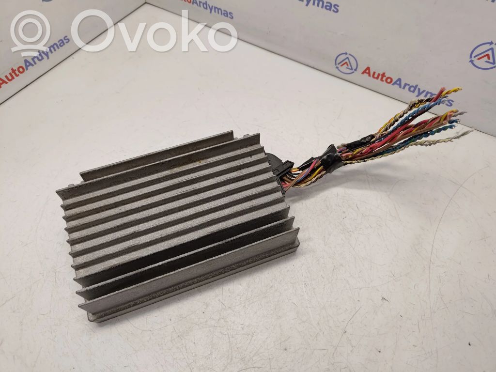 BMW X5 E70 Sound amplifier 