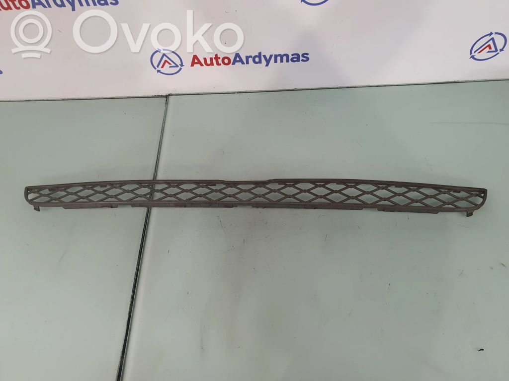 BMW X5 E70 Front bumper upper radiator grill 