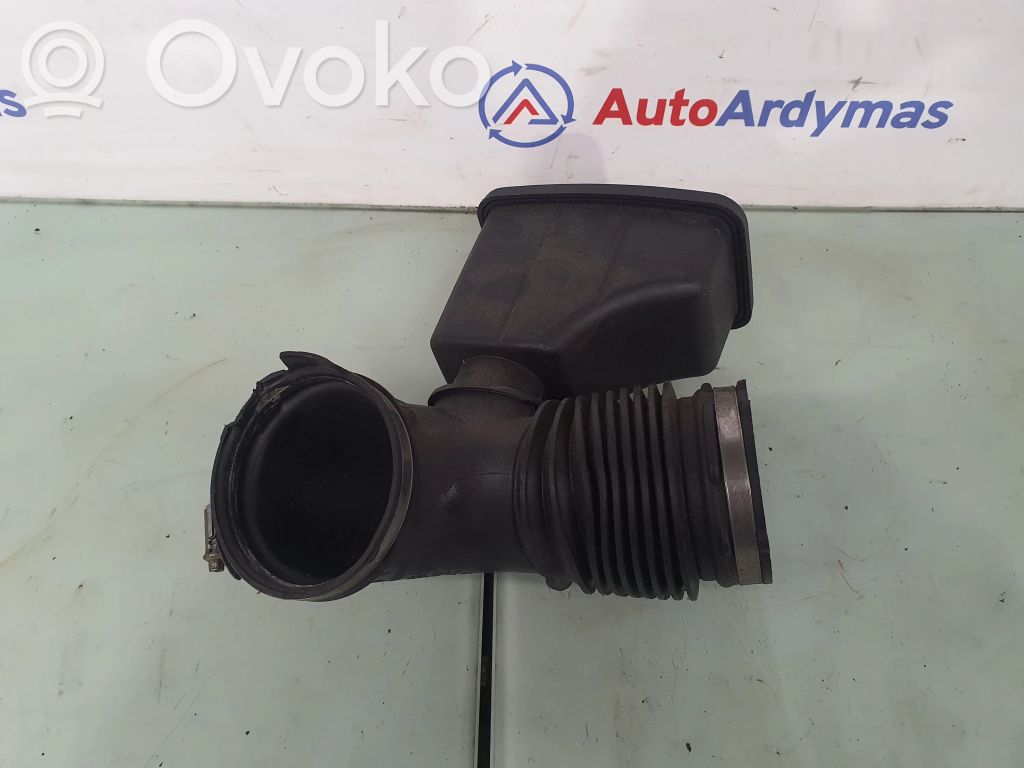 BMW 5 E60 E61 Air intake duct part 
