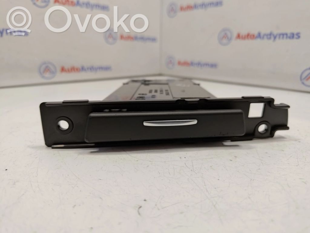 BMW 3 E90 E91 Cup holder 