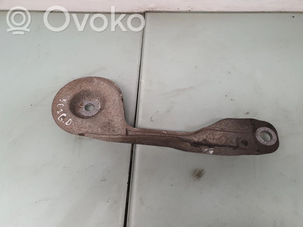 BMW X5 E70 Cits aizmugures šasijas elements 