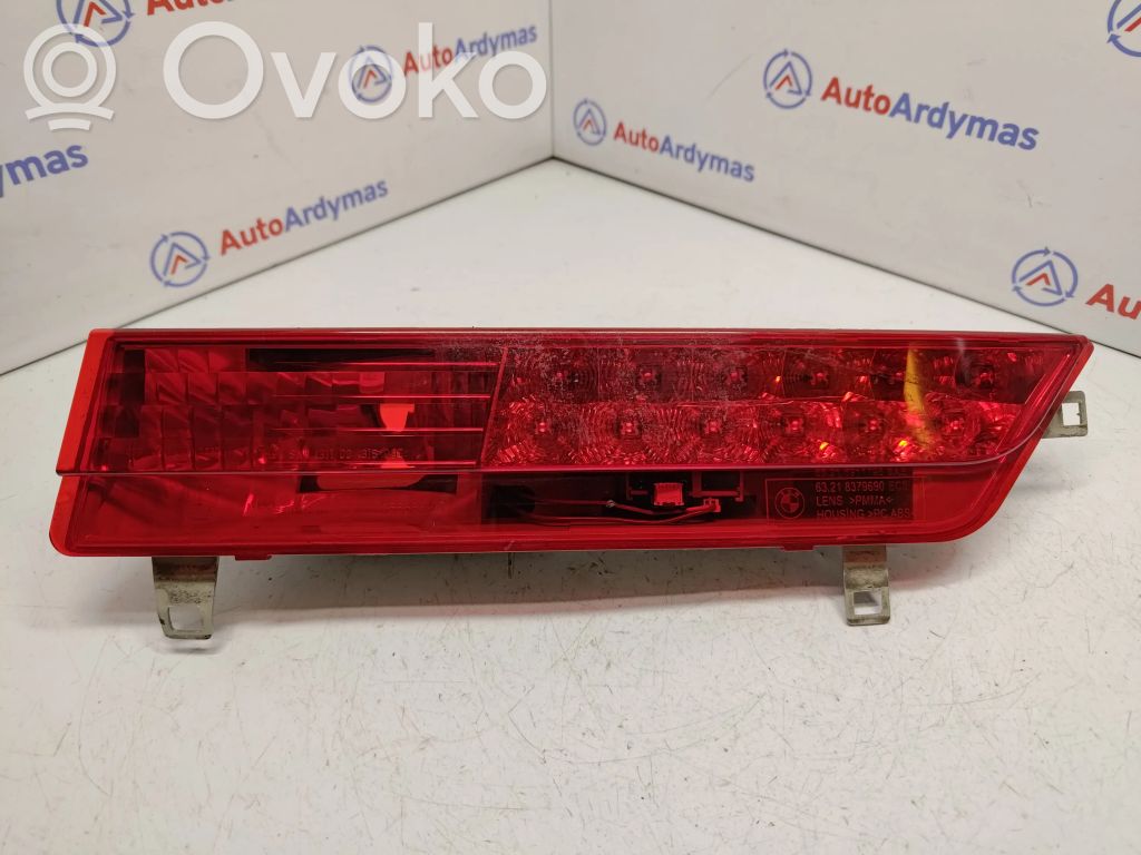 BMW 7 E65 E66 Aizmugurējais lukturis pārsegā 