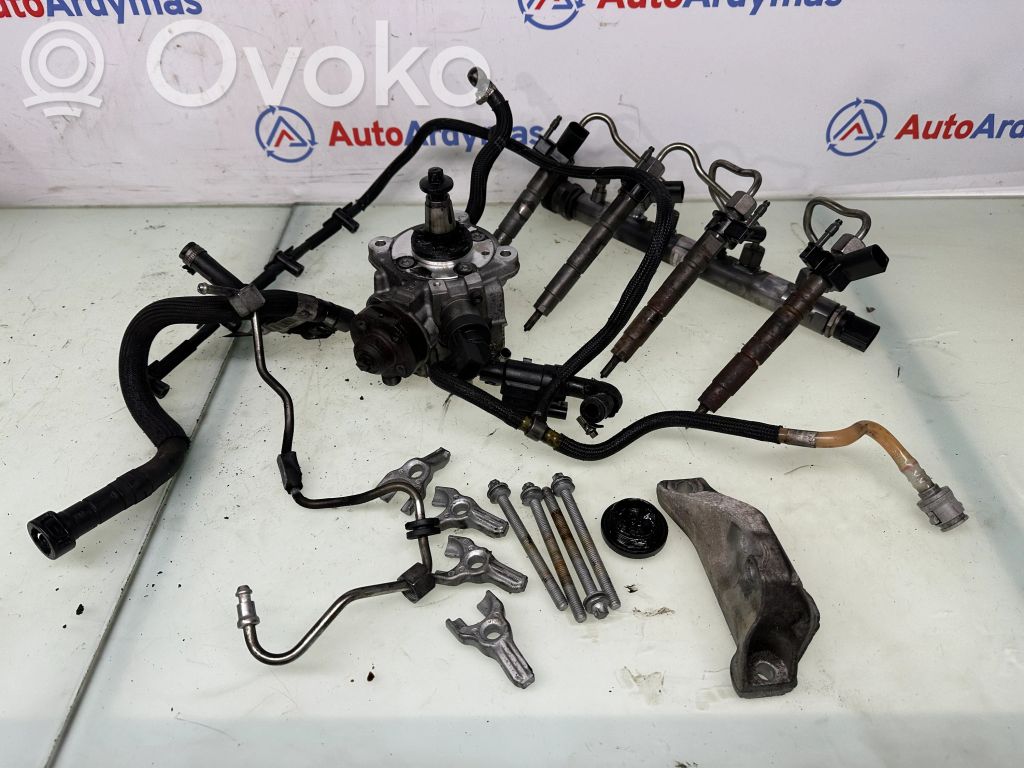 Kit d'injection de carburant   13537797877,13537809129,13537800604,13518577646